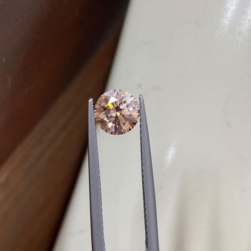 Pinkish diamonds deals