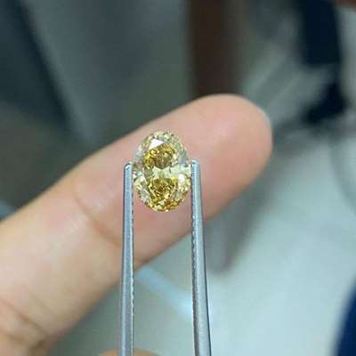 1.00ct Natural Fancy Brownish Yellow VS1 Clarity Oval Shape Diamond