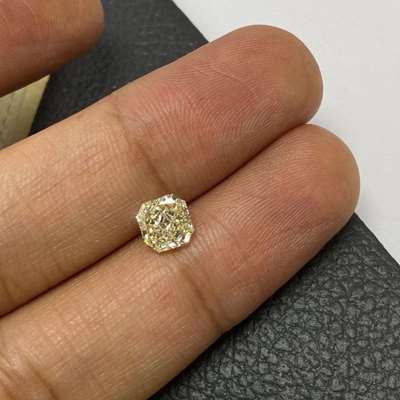 1.00ct GIA Certified Natural Light Yellow (s to t range) SI1 Clarity Radiant Cut Diamond